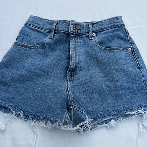 Express Denim Jean Shorts, size 6